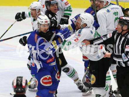 EBEL. Eishockey Bundesliga. VSV gegen	HDD Olimpija Ljubljana. Eric Hunter, (VSV), Bostjan Groznik (Laibach). Villach, am 30.12.2016.
Foto: Kuess

---
pressefotos, pressefotografie, kuess, qs, qspictures, sport, bild, bilder, bilddatenbank