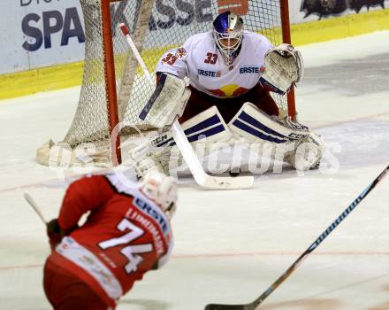 EBEL. Eishockey Bundesliga. KAC gegen 	EC Red Bull Salzburg. Jamie Lundmark,  (KAC), Luka Gracnar (Salzburg). Klagenfurt, am 3.1.2017.
Foto: Kuess

---
pressefotos, pressefotografie, kuess, qs, qspictures, sport, bild, bilder, bilddatenbank
