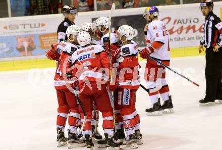EBEL. Eishockey Bundesliga. KAC gegen 	EC Red Bull Salzburg. Torjubel Jamie Lundmark, David Joseph Fischer, Matthew Neal, Kevin Kapstad (KAC). Klagenfurt, am 3.1.2017.
Foto: Kuess

---
pressefotos, pressefotografie, kuess, qs, qspictures, sport, bild, bilder, bilddatenbank