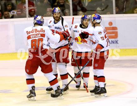 EBEL. Eishockey Bundesliga. KAC gegen 	EC Red Bull Salzburg. Torjubel Thomas Raffl, John Hughes, Ryan Duncan, Zdenek Kutlak (Salzburg). Klagenfurt, am 3.1.2017.
Foto: Kuess

---
pressefotos, pressefotografie, kuess, qs, qspictures, sport, bild, bilder, bilddatenbank