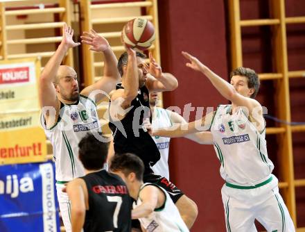 Basketball 2. Bundesliga. GD 12. Runde. KOS Celovec gegen Mattersburg Rocks. Vjeran Soldo, Andi Smrtnik,  (KOS Celovec), Basketball 2. Bundesliga. GD 12. Runde. KOS Celovec gegen Mattersburg Rocks. Vjeran Soldo (KOS Celovec), Ramiz Suljanovic (Mattersburg). Klagenfurt, am 8.1.2017. (Mattersburg). Klagenfurt, am 8.1.2017.
Foto: Kuess
---
pressefotos, pressefotografie, kuess, qs, qspictures, sport, bild, bilder, bilddatenbank