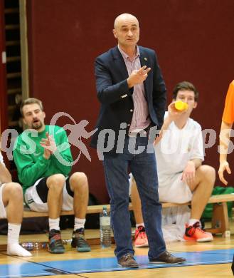 Basketball 2. Bundesliga. GD 12. Runde. KOS Celovec gegen Mattersburg Rocks. Trainer Sliskovic Dragan (KOS Celovec). Klagenfurt, am 8.1.2017.
Foto: Kuess
---
pressefotos, pressefotografie, kuess, qs, qspictures, sport, bild, bilder, bilddatenbank