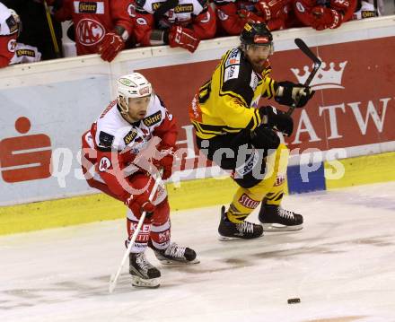 EBEL. Eishockey Bundesliga. KAC gegen 	UPC Vienna Capitals. Mark Hurtubise, (KAC), Andreas Noedl  (Vienna Capitals). Klagenfurt, am 11.1.2017.
Foto: Kuess

---
pressefotos, pressefotografie, kuess, qs, qspictures, sport, bild, bilder, bilddatenbank