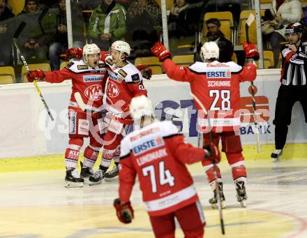 EBEL. Eishockey Bundesliga. KAC gegen 	UPC Vienna Capitals. Torjubel Manuel Ganahl, Martin Schumnig, Matthew Neal, Jamie Lundmark (KAC). Klagenfurt, am 11.1.2017.
Foto: Kuess

---
pressefotos, pressefotografie, kuess, qs, qspictures, sport, bild, bilder, bilddatenbank