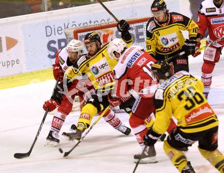 EBEL. Eishockey Bundesliga. KAC gegen 	UPC Vienna Capitals. Mitja Robar, Thomas Koch, (KAC), Raffael Rotter  (Vienna Capitals). Klagenfurt, am 11.1.2017.
Foto: Kuess

---
pressefotos, pressefotografie, kuess, qs, qspictures, sport, bild, bilder, bilddatenbank