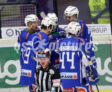 EBEL. Eishockey Bundesliga. VSV gegen	EHC Liwest Black Wings Linz.  Torjubel Olivier Latendresse, Valentin Leiler, Dustin Johner, Miha Verlic (VSV). Villach, am 11.1.2017.
Foto: Kuess

---
pressefotos, pressefotografie, kuess, qs, qspictures, sport, bild, bilder, bilddatenbank