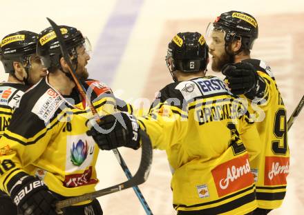 EBEL. Eishockey Bundesliga. KAC gegen 	UPC Vienna Capitals. torjubel  (Vienna Capitals). Klagenfurt, am 11.1.2017.
Foto: Kuess

---
pressefotos, pressefotografie, kuess, qs, qspictures, sport, bild, bilder, bilddatenbank