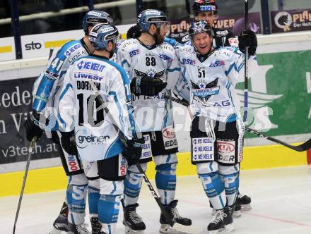 EBEL. Eishockey Bundesliga. VSV gegen	EHC Liwest Black Wings Linz.  Torjubel Rob Hisey, Dan DaSilva, Mario Altmann, Marc Andre Dorion (Linz). Villach, am 11.1.2017.
Foto: Kuess

---
pressefotos, pressefotografie, kuess, qs, qspictures, sport, bild, bilder, bilddatenbank