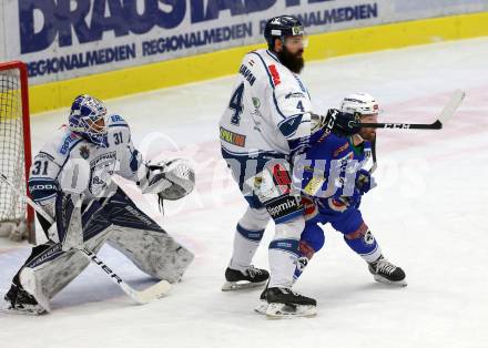 EBEL. Eishockey Bundesliga. VSV gegen	Fehervar AV 19. Olivier Latendresse,  (VSV), Antonin Manavian, Miklos Rajna (Alba Volan). Villach, am 13.1.2017.
Foto: Kuess

---
pressefotos, pressefotografie, kuess, qs, qspictures, sport, bild, bilder, bilddatenbank