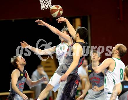 Basketball 2. Bundesliga. GD 13. Runde. KOS Celovec gegen Villach Raiders.  Ziga Erculj,  (KOS Celovec), Erik Rhinehart (Villach). Klagenfurt, am 14.1.2017.
Foto: Kuess
---
pressefotos, pressefotografie, kuess, qs, qspictures, sport, bild, bilder, bilddatenbank