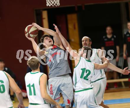 Basketball 2. Bundesliga. GD 13. Runde. KOS Celovec gegen Villach Raiders.  Christian Erschen, (KOS Celovec), Luka Gvozden  (Villach). Klagenfurt, am 14.1.2017.
Foto: Kuess
---
pressefotos, pressefotografie, kuess, qs, qspictures, sport, bild, bilder, bilddatenbank
