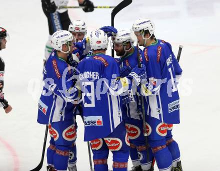 EBEL. Eishockey Bundesliga. VSV gegen	HDD Olimpija Ljubljana. Torjubel (VSV). Villach, am 20.1.2017.
Foto: Kuess

---
pressefotos, pressefotografie, kuess, qs, qspictures, sport, bild, bilder, bilddatenbank