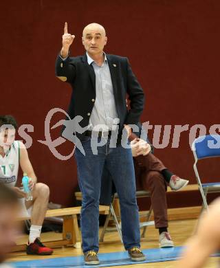 Basketball. OEBV Cup. KOS Celovec gegen Swans Gmunden. Trainer Dragan Sliskovic (KOS Celovec). Klagenfurt, am 20.1.2017.
Foto: Kuess
---
pressefotos, pressefotografie, kuess, qs, qspictures, sport, bild, bilder, bilddatenbank