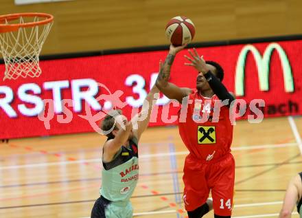 Basketball. OEBV Cup. Raiders Villach gegen WBC Wels.  Timi Huber, (Villach), De Juan Charles Wright (Wels). Villach, am 21.1.2017.
Foto: Kuess
---
pressefotos, pressefotografie, kuess, qs, qspictures, sport, bild, bilder, bilddatenbank