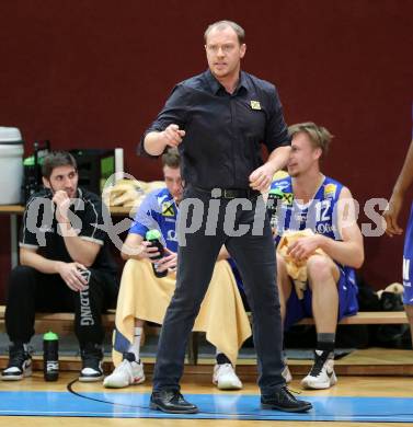 Basketball. OEBV Cup. KOS Celovec gegen Swans Gmunden. Trainer Bernd Wimmer (Gmunden). Klagenfurt, am 20.1.2017.
Foto: Kuess
---
pressefotos, pressefotografie, kuess, qs, qspictures, sport, bild, bilder, bilddatenbank