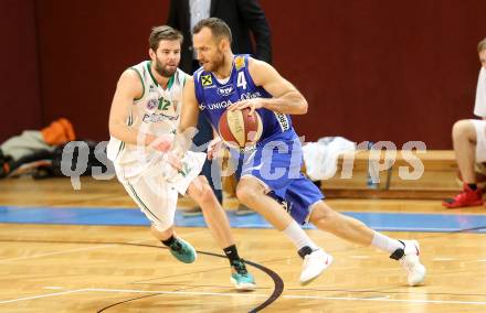 Basketball. OEBV Cup. KOS Celovec gegen Swans Gmunden. Christian Erschen, (KOS Celovec), Enis Murati  (Gmunden). Klagenfurt, am 20.1.2017.
Foto: Kuess
---
pressefotos, pressefotografie, kuess, qs, qspictures, sport, bild, bilder, bilddatenbank