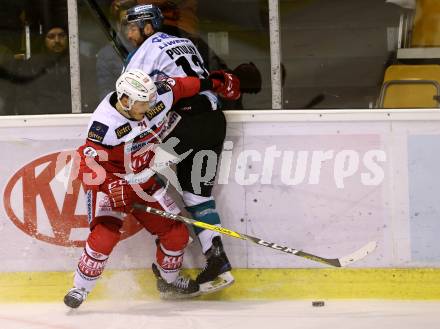 EBEL. Eishockey Bundesliga. KAC gegen 	EHC Liwest Black Wings Linz. Manuel Geier,  (KAC), Ryan Michael Potulny (Linz). Klagenfurt, am 22.1.2017.
Foto: Kuess

---
pressefotos, pressefotografie, kuess, qs, qspictures, sport, bild, bilder, bilddatenbank
