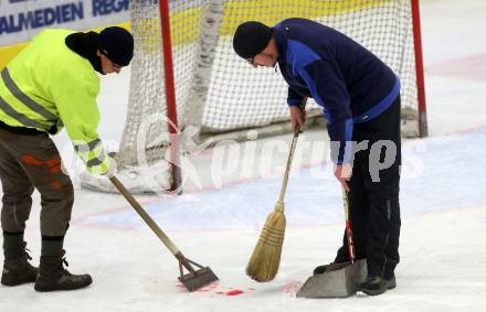 EBEL. Eishockey Bundesliga. VSV gegen	Dornbirner Eishockey Club. Eisreinigung. Villach, am 27.1.2017.
Foto: Kuess

---
pressefotos, pressefotografie, kuess, qs, qspictures, sport, bild, bilder, bilddatenbank