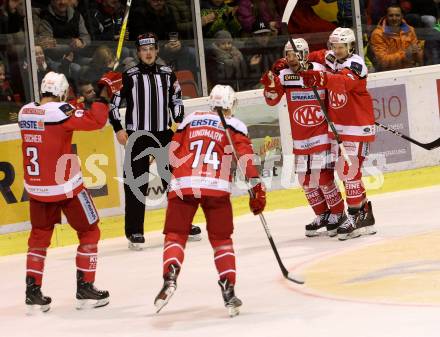 EBEL. Eishockey Bundesliga. KAC gegen 	EC Red Bull Salzburg. Torjubel Thomas Koch, Manuel Ganahl, Jamie Lundmark (KAC). Klagenfurt, am 29.1.2017.
Foto: Kuess

---
pressefotos, pressefotografie, kuess, qs, qspictures, sport, bild, bilder, bilddatenbank