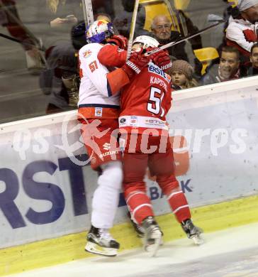 EBEL. Eishockey Bundesliga. KAC gegen 	EC Red Bull Salzburg. Kevin Kapstad,  (KAC), Matthias Trattnig (Salzburg). Klagenfurt, am 29.1.2017.
Foto: Kuess

---
pressefotos, pressefotografie, kuess, qs, qspictures, sport, bild, bilder, bilddatenbank