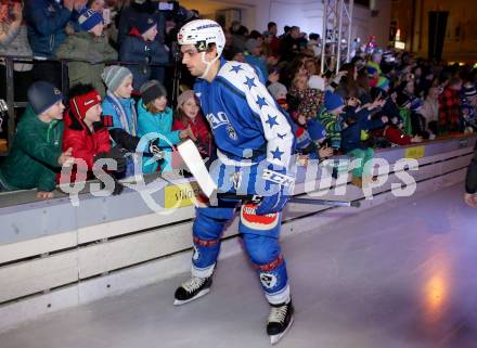 EBEL. Eishockey Bundesliga. Showtraining VSV.  Florian Muehlstein. Villach, am 10.2.2017.
Foto: Kuess

---
pressefotos, pressefotografie, kuess, qs, qspictures, sport, bild, bilder, bilddatenbank