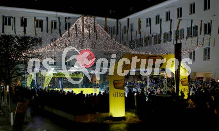 EBEL. Eishockey Bundesliga. Showtraining VSV.  Eisplatz am Rathausplatz, Fans. Villach, am 10.2.2017.
Foto: Kuess

---
pressefotos, pressefotografie, kuess, qs, qspictures, sport, bild, bilder, bilddatenbank