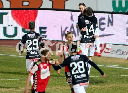Fussball Bundesliga. RZ Pellets WAC gegen SV Guntamatic Ried. Torjubel Christian Klem, Philipp Prosenik (WAC). Wolfsberg, am 11.2.2017.
Foto: Kuess

---
pressefotos, pressefotografie, kuess, qs, qspictures, sport, bild, bilder, bilddatenbank