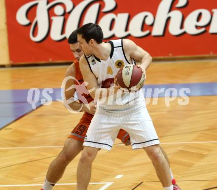 Basketball 2. Bundesliga. GD 16. Runde. Woerthersee Piraten gegen Basket2000 Vienna. Jan-Arne Apschner  (Piraten), Aldin Avdic (Vienna). Klagenfurt, am 11.2.2017.
Foto: Kuess
---
pressefotos, pressefotografie, kuess, qs, qspictures, sport, bild, bilder, bilddatenbank