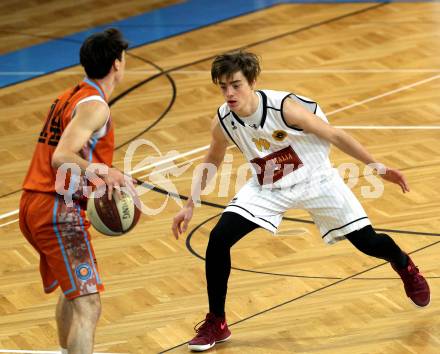 Basketball 2. Bundesliga. GD 16. Runde. Woerthersee Piraten gegen Basket2000 Vienna. Daniel Strasser (Piraten), Jakob Traxler (Vienna). Klagenfurt, am 11.2.2017.
Foto: Kuess
---
pressefotos, pressefotografie, kuess, qs, qspictures, sport, bild, bilder, bilddatenbank