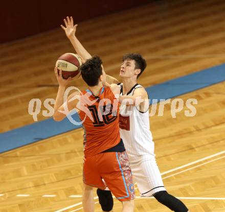 Basketball 2. Bundesliga. GD 16. Runde. Woerthersee Piraten gegen Basket2000 Vienna. Maximilian Sickl  (Piraten), Elijas Rabelhofer (Vienna). Klagenfurt, am 11.2.2017.
Foto: Kuess
---
pressefotos, pressefotografie, kuess, qs, qspictures, sport, bild, bilder, bilddatenbank