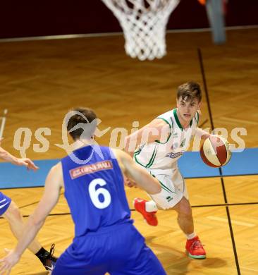 Basketball 2. Bundesliga. GD 17. Runde. KOS Celovec gegen D.C. Timberwolves. Ziga Erculj,  (KOS Celovec), Nemanja Nikolic (Timberwolves). Klagenfurt, am 18.2.2017.
Foto: Kuess
---
pressefotos, pressefotografie, kuess, qs, qspictures, sport, bild, bilder, bilddatenbank
