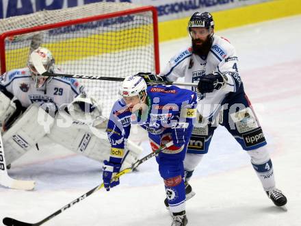 EBEL. Eishockey Bundesliga. VSV gegen	Fehervar AV 19. Daniel Nageler,  (VSV), Antonin Manavian (Alba Volan). Villach, am 21.2.2017.
Foto: Kuess

---
pressefotos, pressefotografie, kuess, qs, qspictures, sport, bild, bilder, bilddatenbank