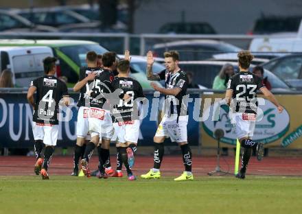 Fussball Bundesliga. RZ Pellets WAC gegen SK Rapid Wien. Torjubel  (WAC). Wolfsberg, am 11.2.2017.
Foto: Kuess

---
pressefotos, pressefotografie, kuess, qs, qspictures, sport, bild, bilder, bilddatenbank