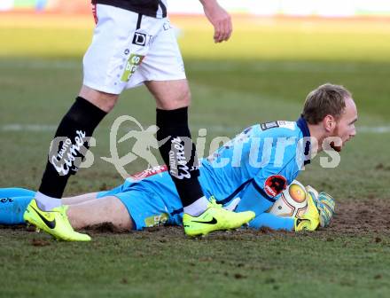 Fussball Bundesliga. RZ Pellets WAC gegen SK Rapid Wien. Alexander Kofler (WAC). Wolfsberg, am 11.2.2017.
Foto: Kuess

---
pressefotos, pressefotografie, kuess, qs, qspictures, sport, bild, bilder, bilddatenbank