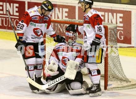EBEL. Eishockey Bundesliga. KAC gegen 	HC Orli Znojmo. Patrik Novak, Marek Schwarz, Adam Hughesman  (Znojmo). Klagenfurt, am 26.2.2017.
Foto: Kuess

---
pressefotos, pressefotografie, kuess, qs, qspictures, sport, bild, bilder, bilddatenbank