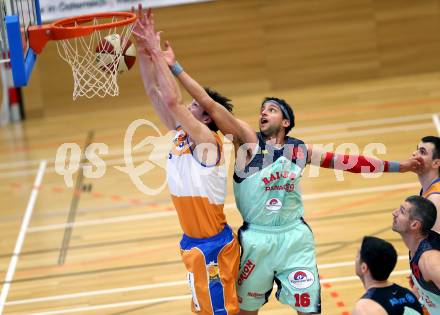 Basketball 2. Bundesliga. GD18. Runde. Raiders Villach gegen BBU Salzburg.   Marko Kolaric,  (Villach), Lorenz Rattey (Salzburg). Villach, am 26.2.2017.
Foto: Kuess
---
pressefotos, pressefotografie, kuess, qs, qspictures, sport, bild, bilder, bilddatenbank