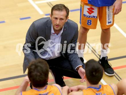 Basketball 2. Bundesliga. GD18. Runde. Raiders Villach gegen BBU Salzburg.   Assistant-Coach Dusko Stojakovic (Salzburg). Villach, am 26.2.2017.
Foto: Kuess
---
pressefotos, pressefotografie, kuess, qs, qspictures, sport, bild, bilder, bilddatenbank
