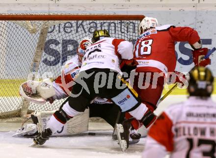 EBEL. Eishockey Bundesliga. KAC gegen 	HC Orli Znojmo. Thomas Koch,  (KAC), Marek Schwarz, David Bartos  (Znojmo). Klagenfurt, am 3.3.2017.
Foto: Kuess

---
pressefotos, pressefotografie, kuess, qs, qspictures, sport, bild, bilder, bilddatenbank