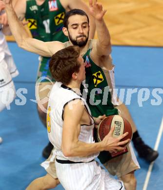 Basketball 2. Bundesliga. GD 20. Runde. Woerthersee Piraten gegen Dornbirn Lions. Lukas Simoner,  (Piraten), Andre Arruti (Dornbirn). Klagenfurt, am 11.3.2017.
Foto: Kuess
---
pressefotos, pressefotografie, kuess, qs, qspictures, sport, bild, bilder, bilddatenbank
