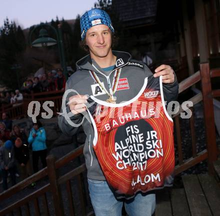 Schi Alpin. Empfang Juniorenweltmeister Adrian Pertl. Ebene Reichenau, am 16.3.2017.
Foto: Kuess
---
pressefotos, pressefotografie, kuess, qs, qspictures, sport, bild, bilder, bilddatenbank