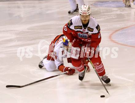 EBEL. Eishockey Bundesliga. KAC gegen 	EC Red Bull Salzburg. Manuel Geier, (KAC),  Manuel Latusa  (Salzburg). Klagenfurt, am 17.3.2017.
Foto: Kuess

---
pressefotos, pressefotografie, kuess, qs, qspictures, sport, bild, bilder, bilddatenbank