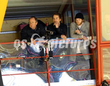 EBEL. Eishockey Bundesliga. KAC gegen 	EC Red Bull Salzburg. Dieter Kalt, Rene Swette (KAC). Klagenfurt, am 17.3.2017.
Foto: Kuess

---
pressefotos, pressefotografie, kuess, qs, qspictures, sport, bild, bilder, bilddatenbank