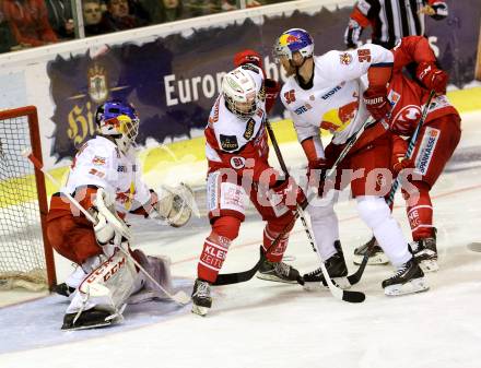 EBEL. Eishockey Bundesliga. KAC gegen 	EC Red Bull Salzburg. Philipp Kreutzer, (KAC), Bernhard Starkbaum, Mark Flood   (Salzburg). Klagenfurt, am 17.3.2017.
Foto: Kuess

---
pressefotos, pressefotografie, kuess, qs, qspictures, sport, bild, bilder, bilddatenbank