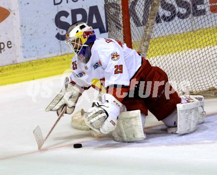 EBEL. Eishockey Bundesliga. KAC gegen 	EC Red Bull Salzburg. Bernhard Starkbaum  (Salzburg). Klagenfurt, am 17.3.2017.
Foto: Kuess

---
pressefotos, pressefotografie, kuess, qs, qspictures, sport, bild, bilder, bilddatenbank