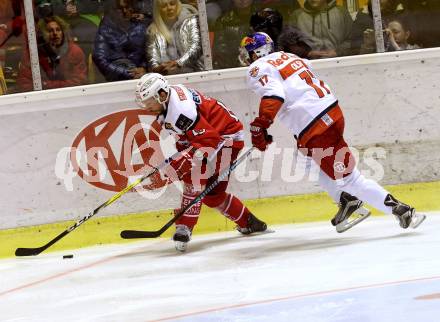 EBEL. Eishockey Bundesliga. KAC gegen 	EC Red Bull Salzburg. Thomas Koch,  (KAC),  Brett Olson (Salzburg). Klagenfurt, am 17.3.2017.
Foto: Kuess

---
pressefotos, pressefotografie, kuess, qs, qspictures, sport, bild, bilder, bilddatenbank