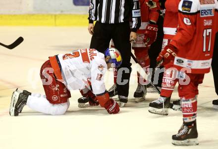 EBEL. Eishockey Bundesliga. KAC gegen 	EC Red Bull Salzburg. Alexander Cijan   (Salzburg). Klagenfurt, am 17.3.2017.
Foto: Kuess

---
pressefotos, pressefotografie, kuess, qs, qspictures, sport, bild, bilder, bilddatenbank