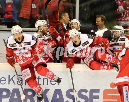 EBEL. Eishockey Bundesliga. KAC gegen 	EC Red Bull Salzburg. Torjubel Manuel Geier, Marco Richter (KAC). Klagenfurt, am 26.3.2017.
Foto: Kuess

---
pressefotos, pressefotografie, kuess, qs, qspictures, sport, bild, bilder, bilddatenbank