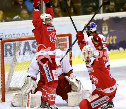 EBEL. Eishockey Bundesliga. KAC gegen 	EC Red Bull Salzburg. Torjubel Ziga Pance, Mark Hurturbise (KAC). Klagenfurt, am 26.3.2017.
Foto: Kuess

---
pressefotos, pressefotografie, kuess, qs, qspictures, sport, bild, bilder, bilddatenbank