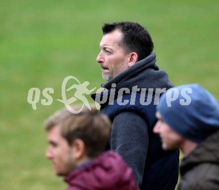Fussball. Kaerntner Liga. Koettmannsdorf gegen Lienz. Trainer 	Rudolf Perz (Koettmannsdorf). Koettmannsdorf, 26.3.2017.
Foto: Kuess
---
pressefotos, pressefotografie, kuess, qs, qspictures, sport, bild, bilder, bilddatenbank