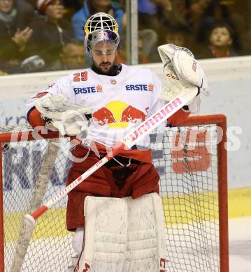 EBEL. Eishockey Bundesliga. KAC gegen 	EC Red Bull Salzburg. Bernhard Starkbaum   (Salzburg). Klagenfurt, am 26.3.2017.
Foto: Kuess

---
pressefotos, pressefotografie, kuess, qs, qspictures, sport, bild, bilder, bilddatenbank
